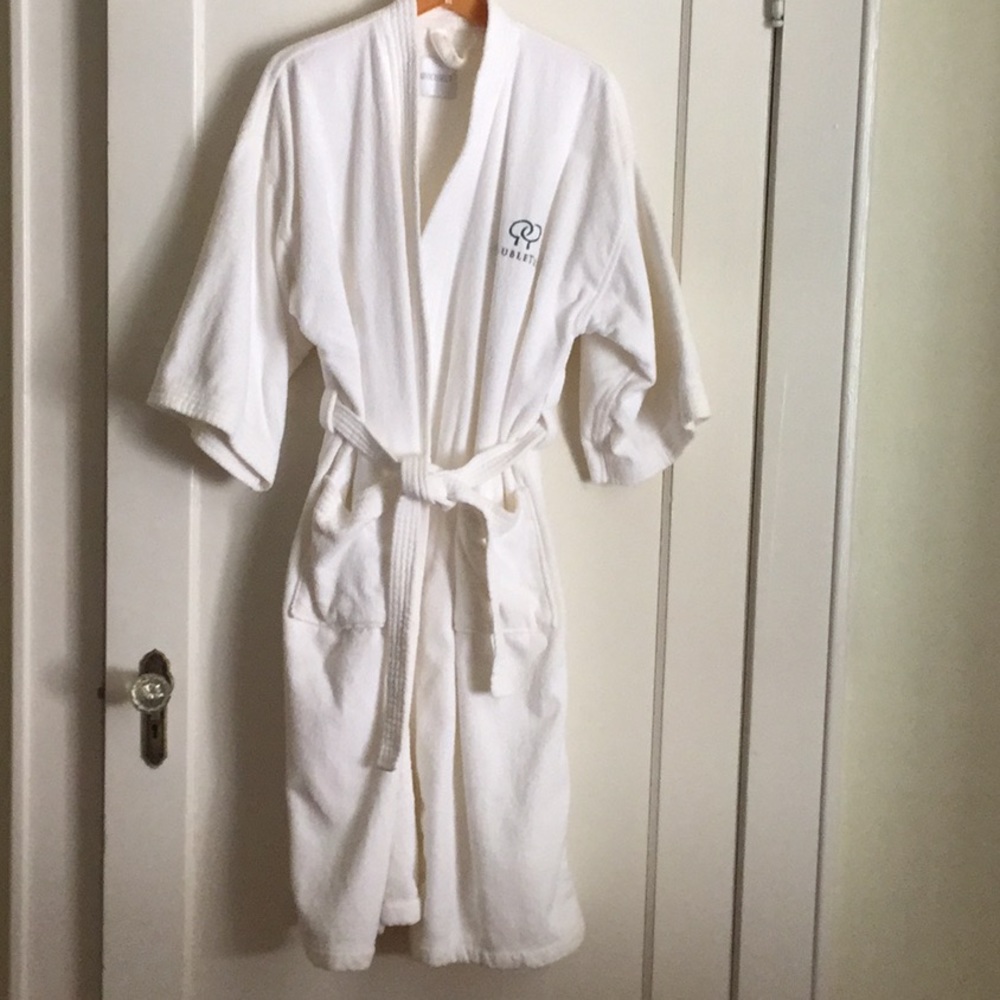Heavy weight Doubletree cotton robe